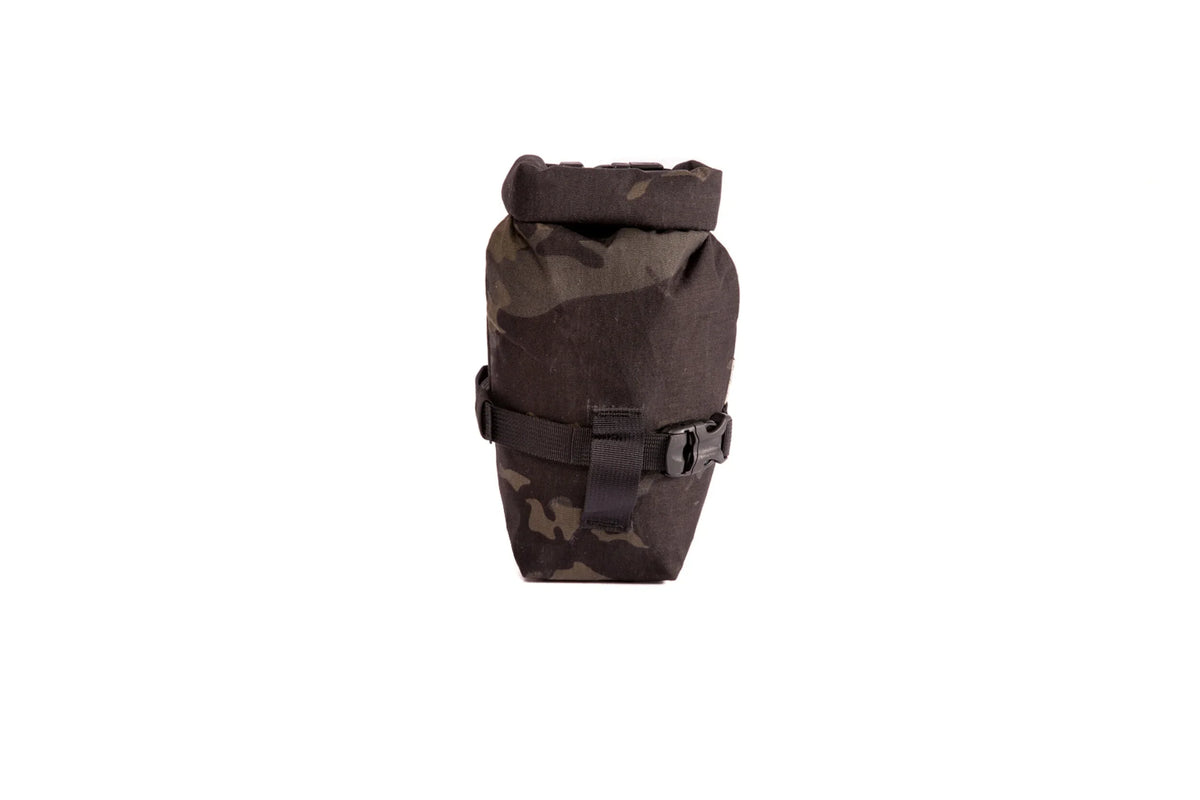 Outer Shell Rolltop Saddlebag, Multicam Black ECOPAK