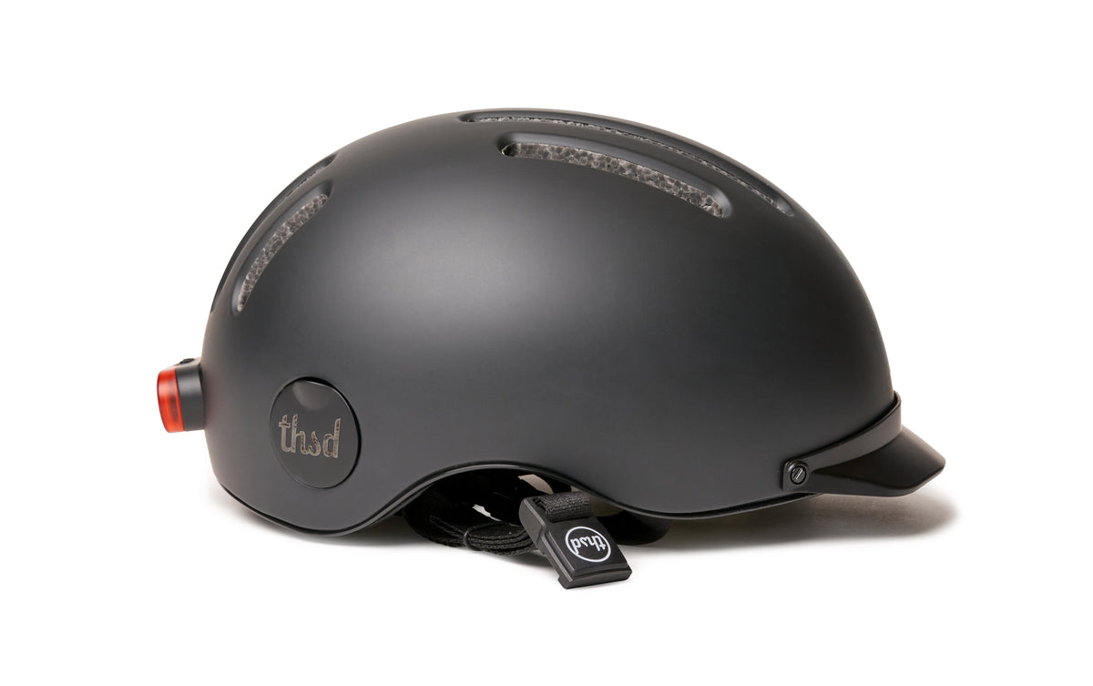 Chapter MIPS Helmet, black, side profile with visor and rear light