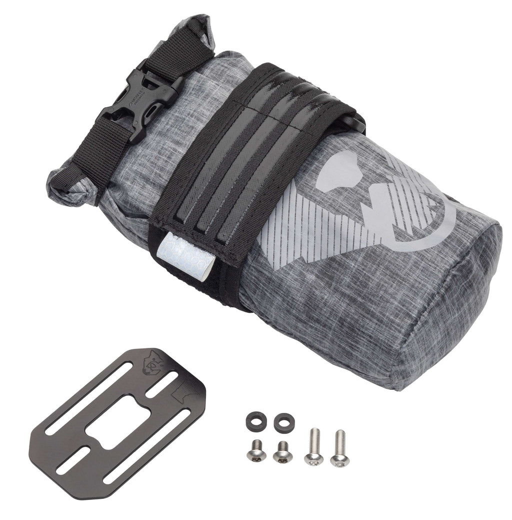 Wolf Tooth B-RAD TekLite 1 litre roll-top bag in grey camo with its mounting plate and bolts