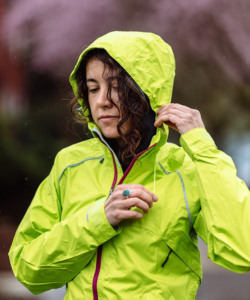 Women's Syncline CC Jacket, hi-vis yellow, hood up